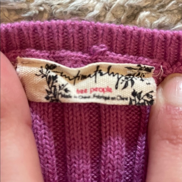 Women’s knit crop top - Picture 2 of 3